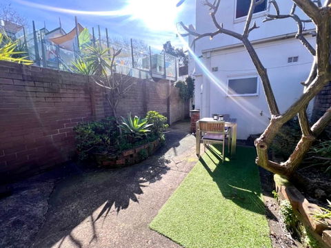 Rear Garden Suite - Queensland Tourism 2