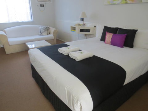 Aspley Pioneer Motel - QLD Tourism 0