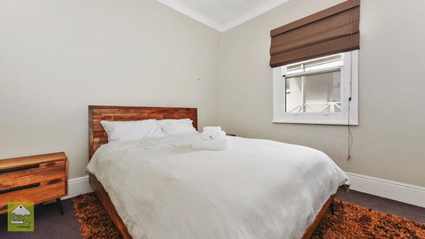 Aston On Alexander - Boutique Accommodation - Queensland Tourism 3
