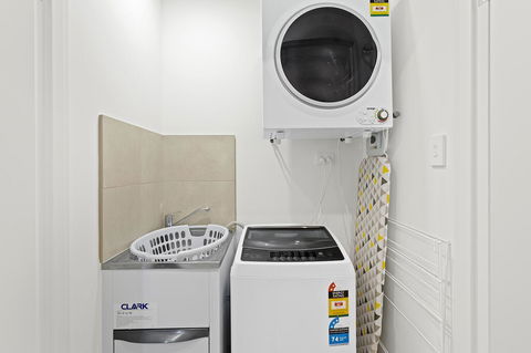 Astra Apartments Sutherland Shire - Queensland Tourism 3