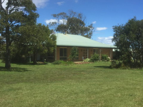 At HOME On HOLMES - Queensland Tourism 0