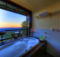 At Remingtons Private Cottages  Lodge - Queensland Tourism