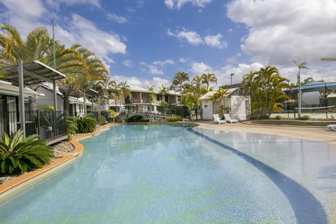 At Rita's - Queensland Tourism 0