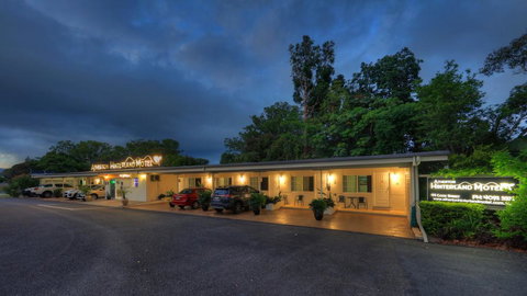 Atherton Hinterland Motel - Queensland Tourism 3