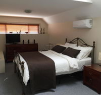 Atina Rocks Country Homestead - QLD Tourism