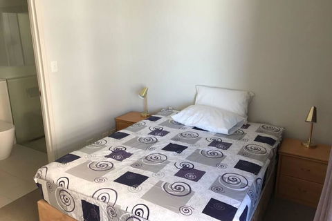 Atria Apartment - Queensland Tourism 3