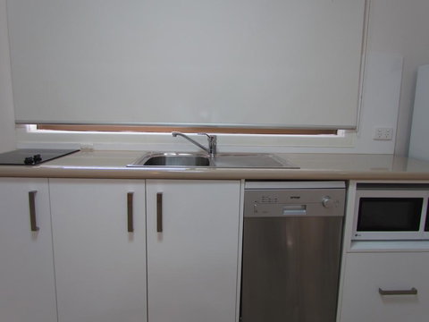 Augathella Motel & Caravan Park - Queensland Tourism 2