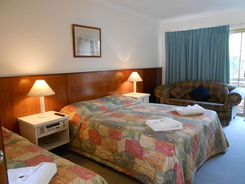 Augusta's Georgiana Molloy Motel - Queensland Tourism 1