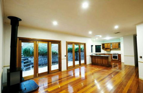 Aullywood Ringwood - QLD Tourism 0