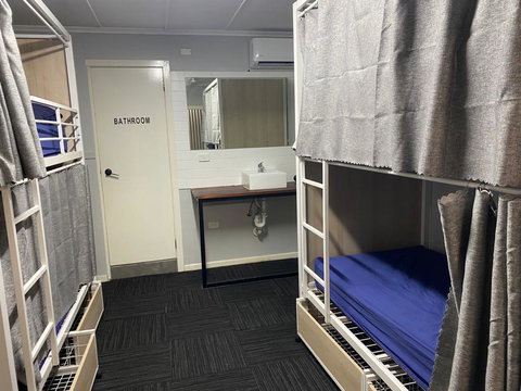 Aussie Dream Hostel - Queensland Tourism 2