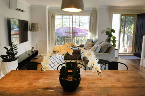 Austinmer On The Beach - QLD Tourism 3