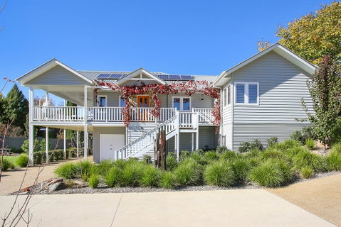 Autumn Home - Our Place At Bright - Queensland Tourism 0