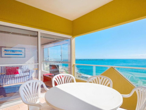 Avalon 4 - Right Across The Road From Convent Beach - Uninterrupted Views - QLD Tourism 0