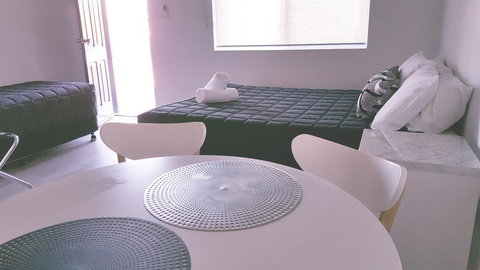 AZA Motel - QLD Tourism 2