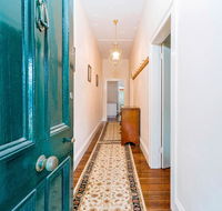 Azile 1875 Heritage Victorian Duplex - QLD Tourism