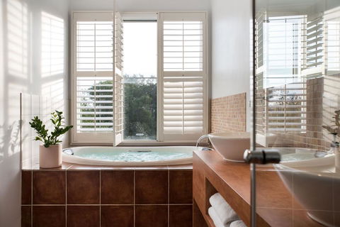 Azure Daylesford - QLD Tourism 2