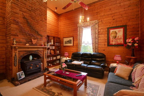 B & B At Winterbrook - QLD Tourism 3