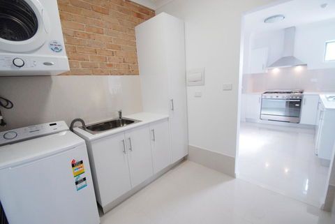 Banna Suites Apartments - QLD Tourism 1