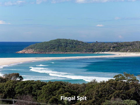Barefoot' 7/44 Marine Drive - Fabulous Fingal Bay - QLD Tourism 0