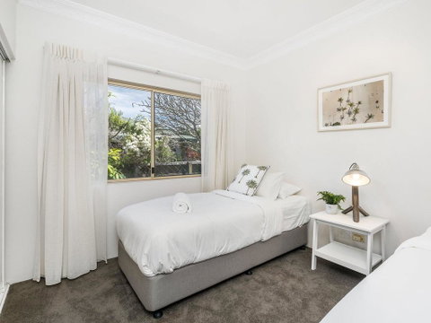 Barneys At Suffolk - QLD Tourism 1