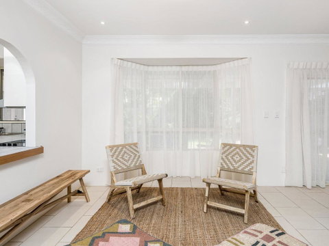 Barneys At Suffolk - QLD Tourism 2