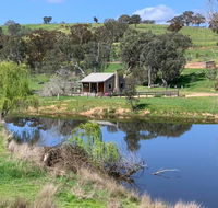 Baroona Cottage - QLD Tourism