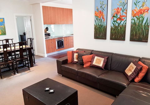 Barossa Vista - Queensland Tourism 0