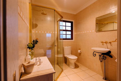 Barrington Hideaway- River Cottages - Queensland Tourism 2