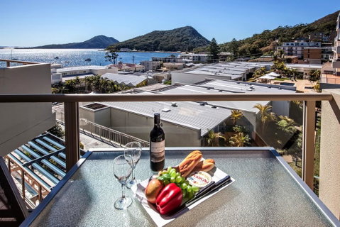 Barrington, 713/35-45 Shoal Bay Road - QLD Tourism 1