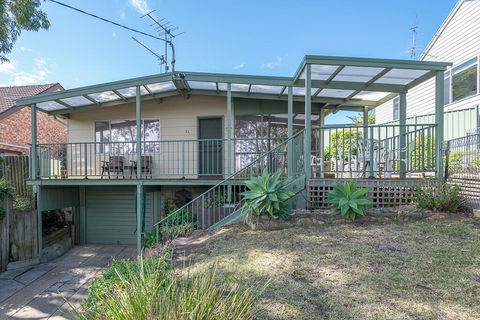Batehaven Beach House - Queensland Tourism 0
