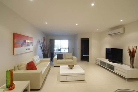 Batemans Bay Apartment - Queensland Tourism 0