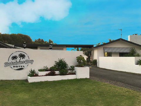 Batemans Bay Hotel - Queensland Tourism 0