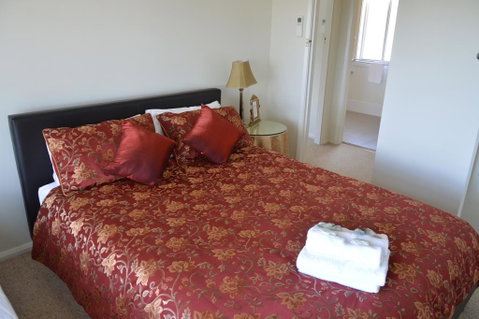 Bathurst Goldfields Residence - QLD Tourism 2