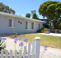 Bay Breeze Cottage