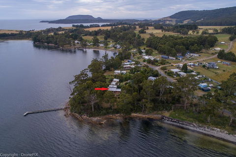 Bay Retreat Port Arthur - QLD Tourism 1