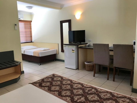 Bay Village Tropical Retreat & Apartments - QLD Tourism 2