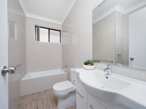 Bay Village, Unit 6/47 Shoal Bay Road - QLD Tourism 2