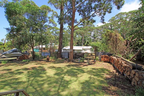 Beach And Bush Getaway - QLD Tourism 1