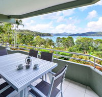Beach Front Lagoon Lodge Apartments - Queensland Tourism