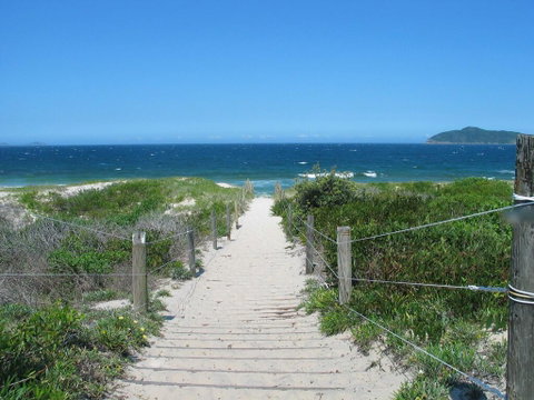 Beach House - QLD Tourism 3