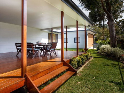 Beach House - QLD Tourism 1