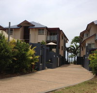 Beach House Apartment 1 - QLD Tourism