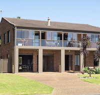 Beach House on Jones Beach - Kiama Accommodation - Queensland Tourism