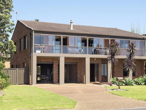 Beach House On Jones Beach - Kiama Accommodation - QLD Tourism 0