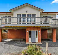 Beach House Phillip Island - Queensland Tourism