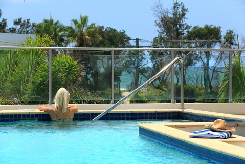 Beach On Sixth - QLD Tourism 3