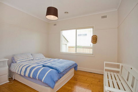 Beach Road Classic 40 - Queensland Tourism 1