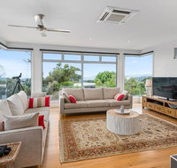 Beach Road Luxury with Ocean Views - QLD Tourism