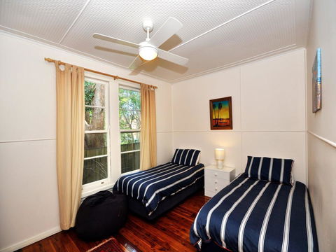 Beach Shack - QLD Tourism 3