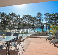 Beach side holiday apartment - Queensland Tourism